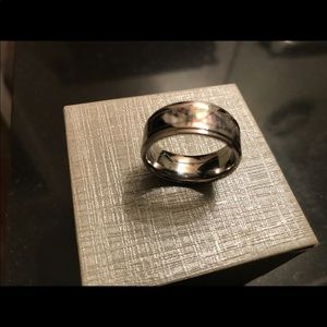 Men’s camo ring